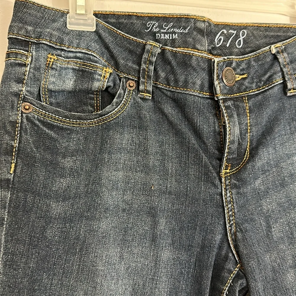 Limited 678 boot cut jeans size 8L